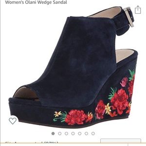 Worn once! Kenneth Cole wedges. Navy.